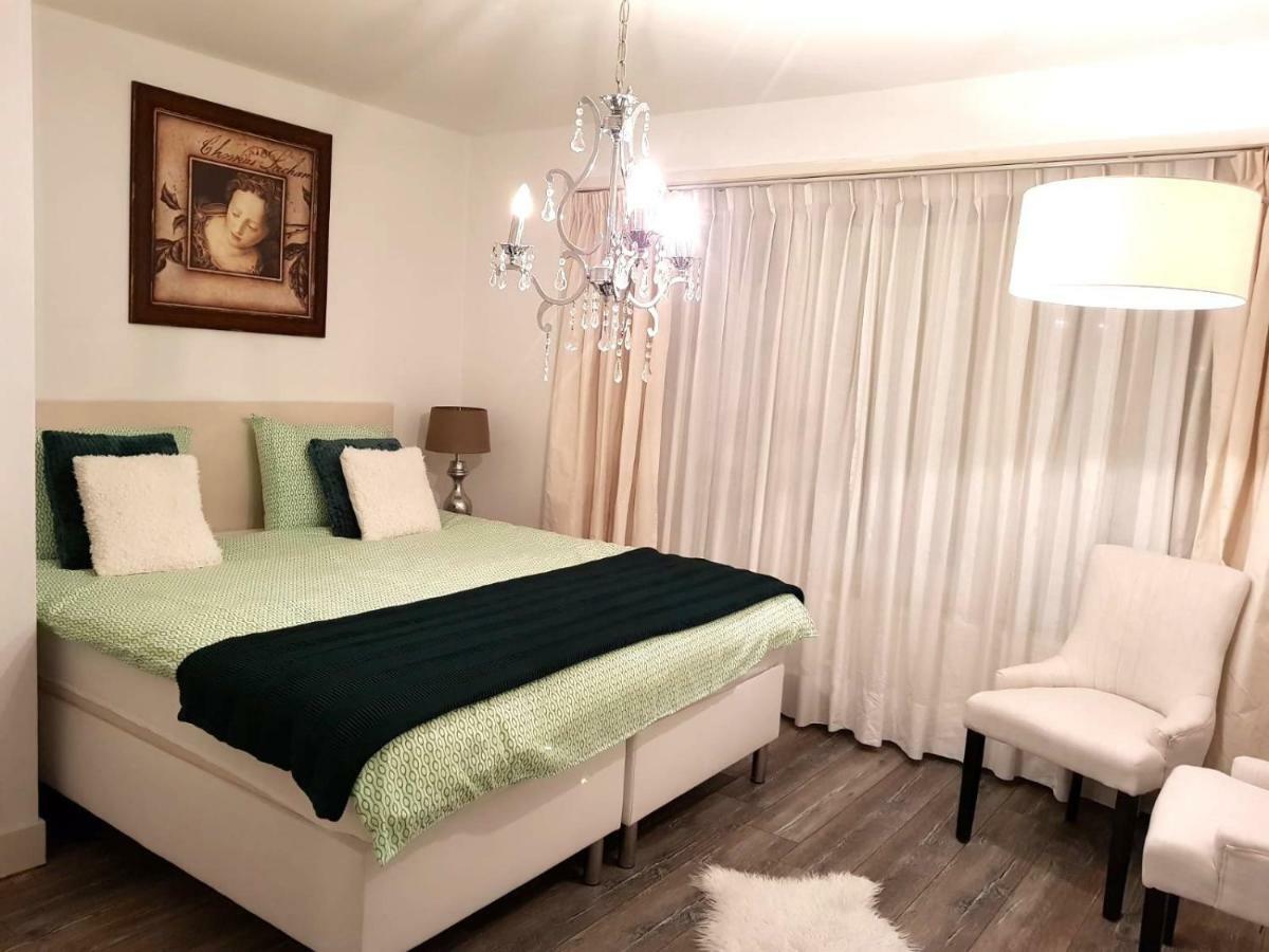 Beijerse Inn Nieuw-Beijerland Esterno foto